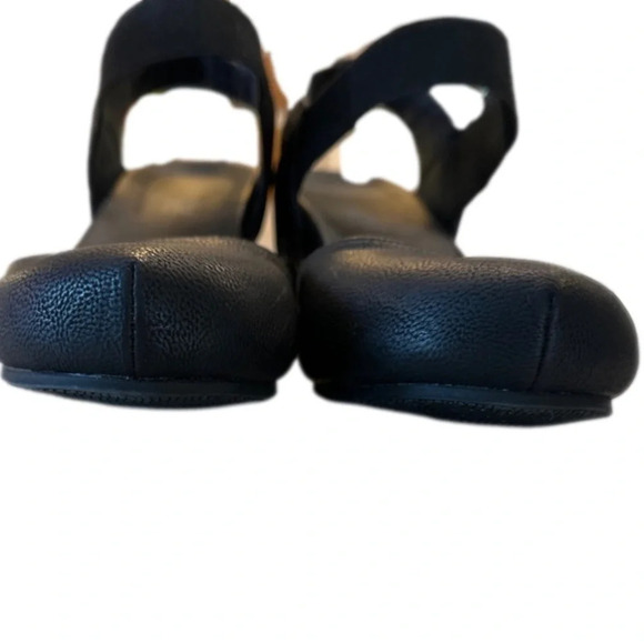 Axxiom Women’s Fantasy World Black Leather Clogs sandals shoes women’s size 8 - Picture 3 of 8